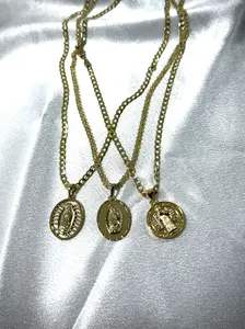 Hermosas cadenas de Virgen Maria y San Benito en laminado 14k 20 pulgadas de largo