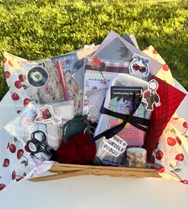 Memory Journal Kit - Teen / Adult Junk Journaling Kit with Tools for Artistic Expression