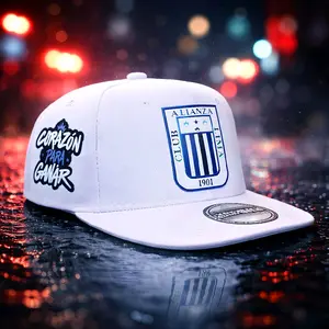 Alianza Lima High-Density 3D Snapback Hat in White with Club Logo and "Corazón para Ganar" Text