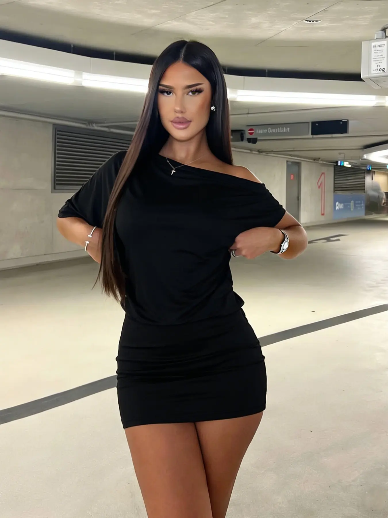 Women's Asymmetrical Neck Bodycon Dress, Plain Slim Fit Y2K Vintage Streetwear Outfit for Spring Summer