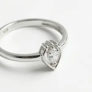 [AB017] Ring Silver Angel Drop White Gem Zirconie Lab Crafted