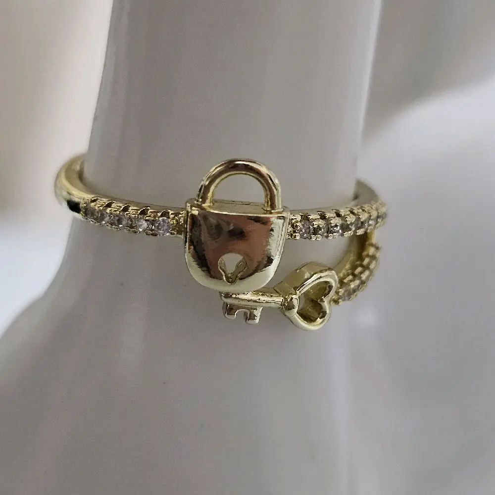 14k Gold-Plated Key Lock Ring