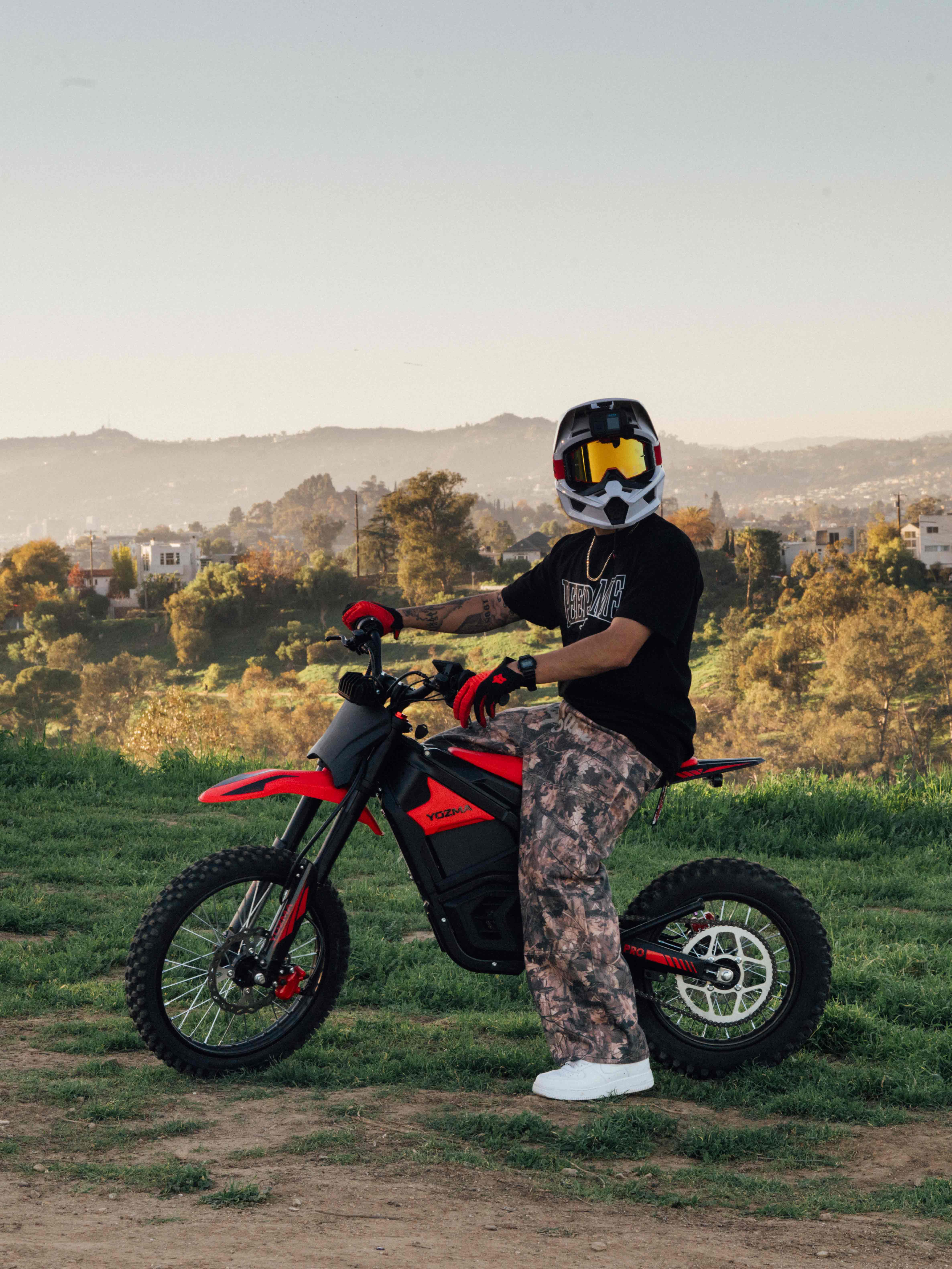 Yozma IN 10 Pro 5500W Power 60V 50Mph 60Miles High-Performance Electric Bike For Teens & Adults e bike