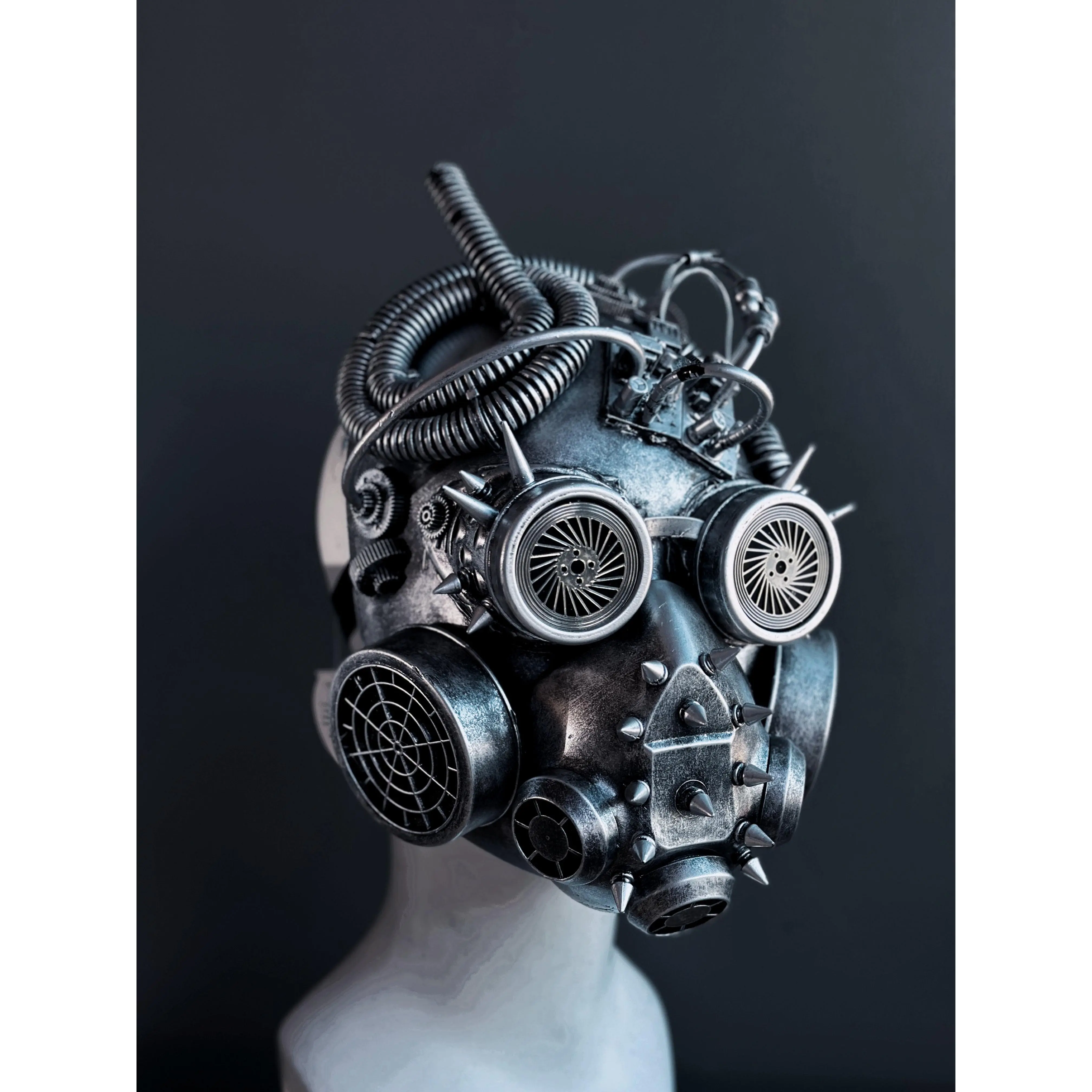 Steampunk Biohazard Gas Mask - Silver