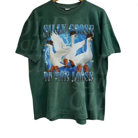 Men's Casual Shortsleeve Crew Neck Menswear T-Shirt - Vintage 90s Cartoon Silly Goose On The Loose Graphic Top, Funny Bootleg Meme Yapping Goose Fitted Cut Clothes, All Seasons Gift, Cold Wash Safe