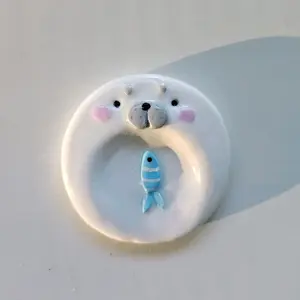 Handmade Polymer Clay Worry Stone Seal, Cute Fish-Holding Anxiety Relief Fidget Accessory