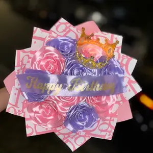 HB Enternal bouquet w/ crown eternal rose