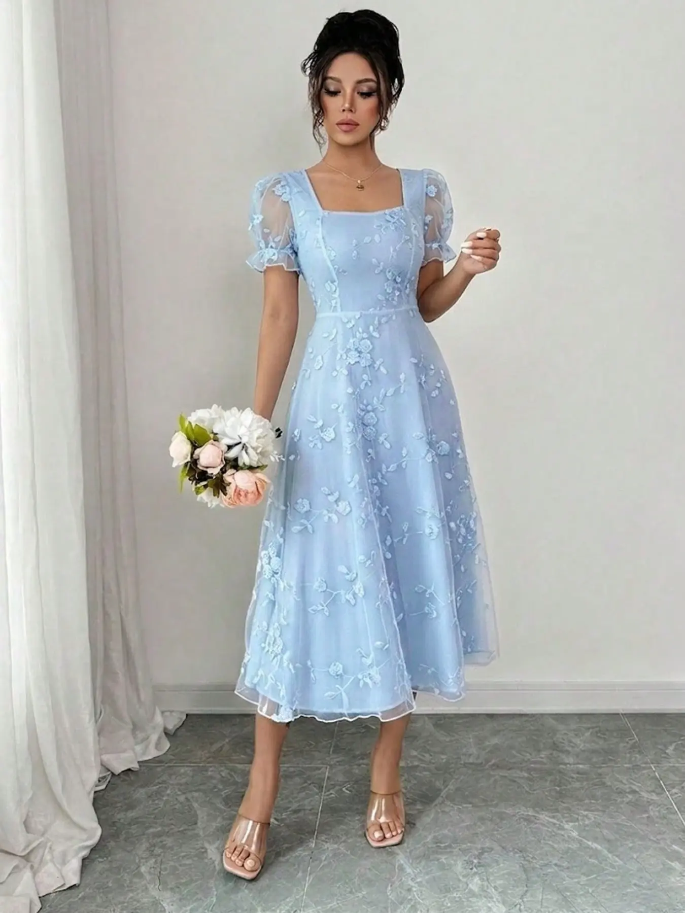Elegant Blue Lace Embroidered Short Sleeve Party Dress, Embellished Dress, Women's Formal Wear Evening Gown, Chic & Stylish Design for Special Occasions