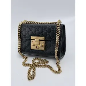 Pre-owned GUCCI Leather Crossbody Bags Black Signature Padlock Small Shoulder Handbag Crossbody Bag ZS061GG