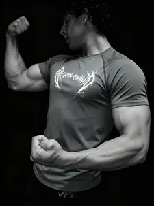 Men's Sporty Fitness T-Shirt, High Elasticity Quick-Dry Training Top, Ideal for Cycling and Workouts, Comfortable and Durable