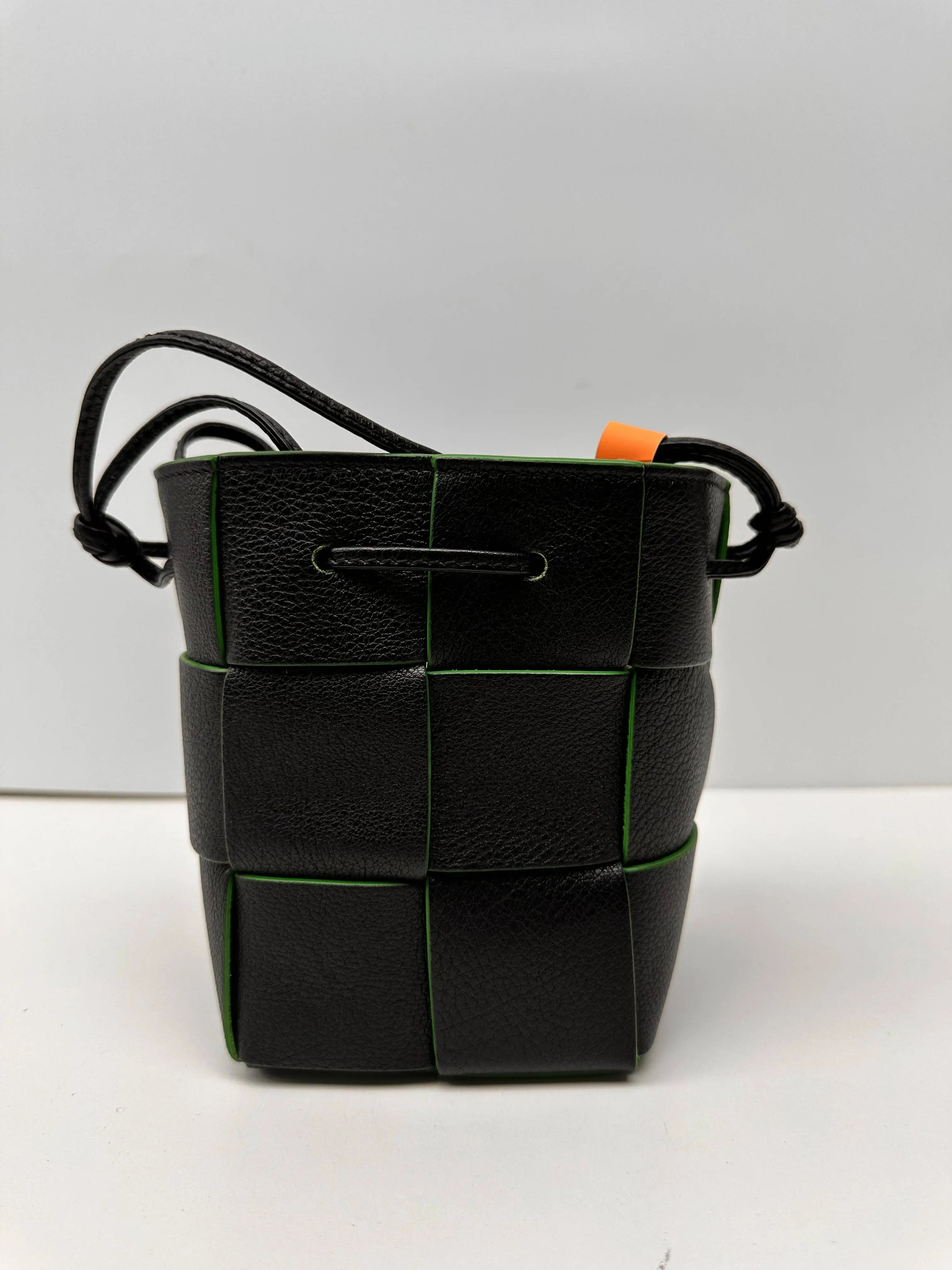 Pre-owned Bottega Veneta Calfskin Crossbody Bags Cassette Small Intrecciato Drawstring Bucket Bag