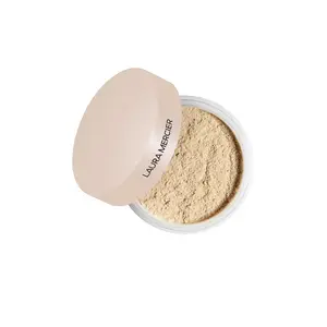 Laura Mercier Ultra Blur Translucent Loose Setting Powder in Translucent