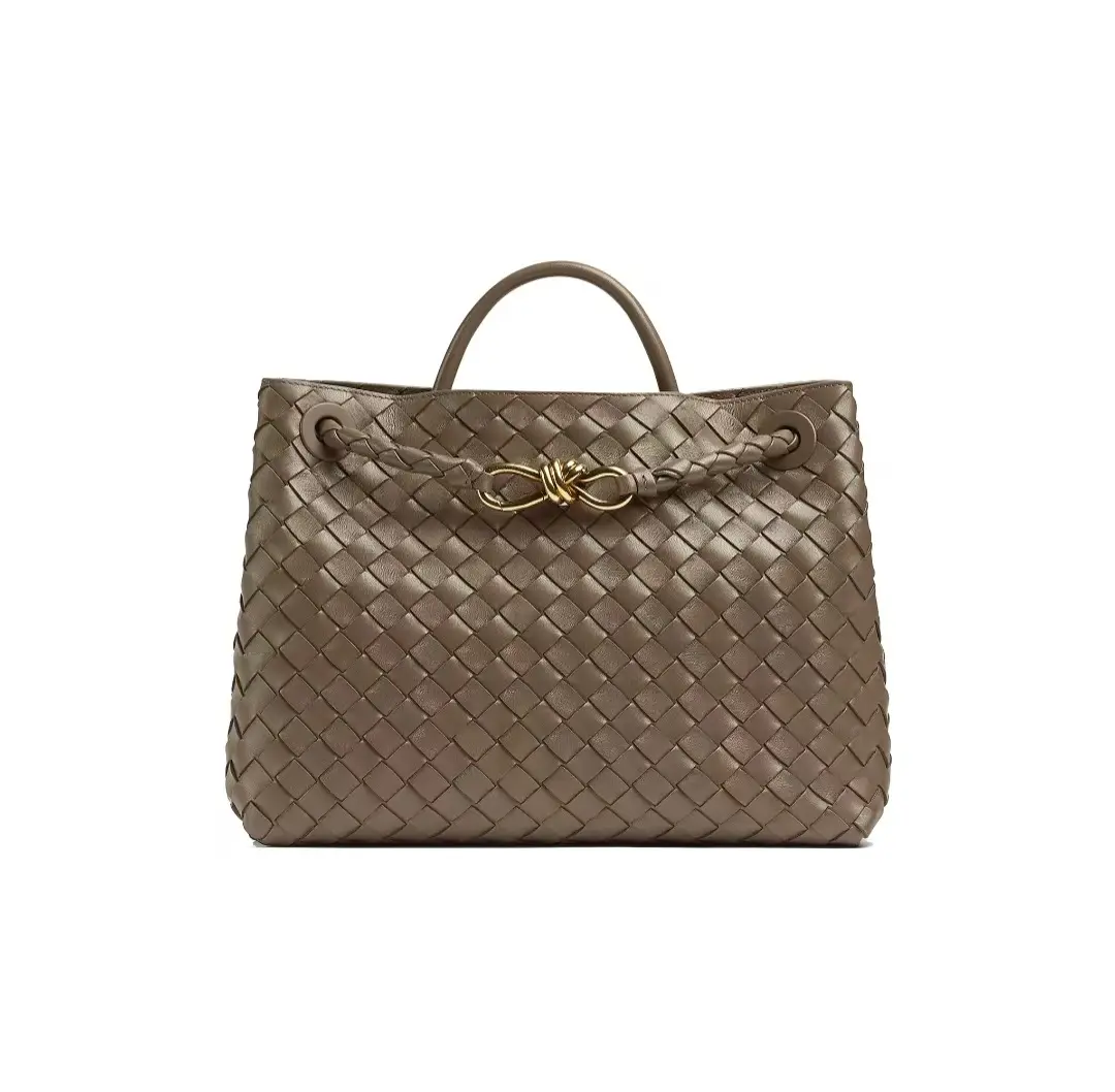 Pre-owned BOTTEGA VENETA lambskin Clutches & Wristlets Andiamo Medium Women's Handbag Taupe Grey