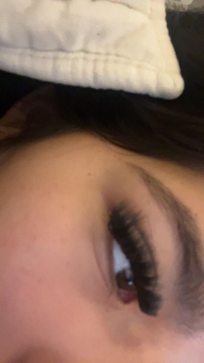 Item: Fluffy Lashes 80D