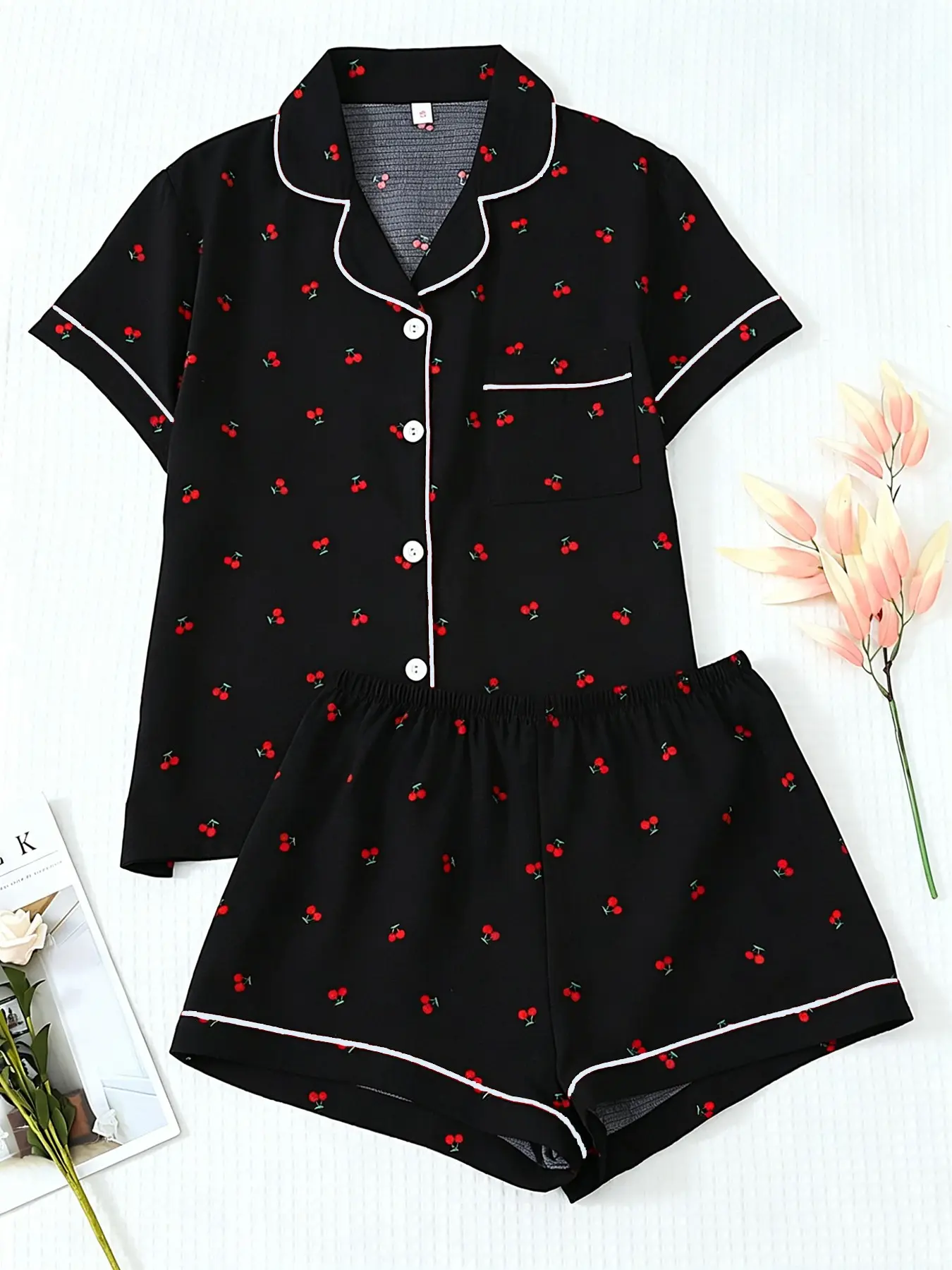 Women's Heart Print Short Sleeve Shirt & Elastic Waist Shorts Pyjama Two-piece Set, Casual Comfy Top & Shorts PJ Set, Ladies Sleepwear for All Seasons