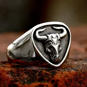 GTHIC Unisex Bull Head Signet Animal Ring Stainless Steel Fashion Accessories for Daily Wear