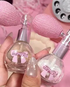 KEVIN & COCO - Light Catcher Highlight