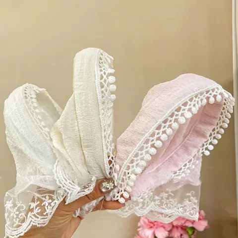 Lace Headband for Women, Chic Premium Triangular Scarf Hair Accessory, Fashion Hair Scarves, Fashion Headscarf, Perfect for Beach Vibes and Photography, Stylish Summer Look