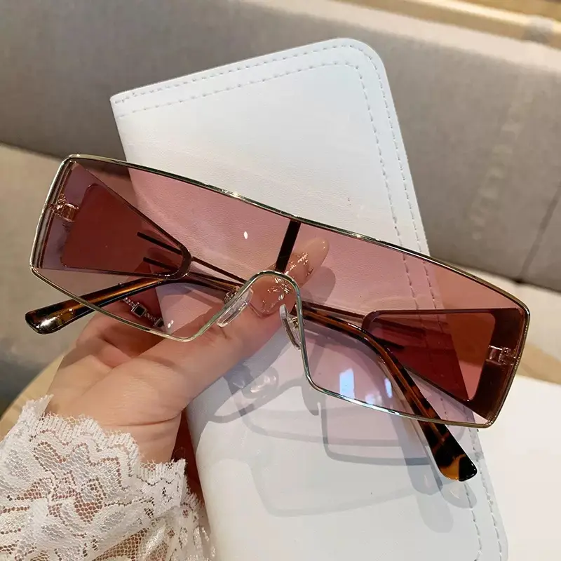 Women's Y2K Futuristic Shield Sunglasses - Oversized 1-Piece Gradient Brown Lenses, Thin Gold Metal Frame, Hollow Side Wrap-Around Streetwear Shades with UV400 Protection