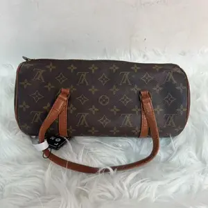 Pre-owned Louis Vuitton leather handbag Papillon 30 Monogram Canvas Barrel Bag qg365#