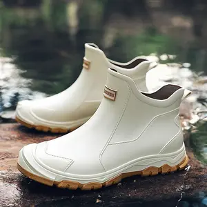 Fashionable waterproof rain boots, pull-out rubber outsole, lining, perfect for outdoor activities, waterproof and casual wear, pull-out shoes, waterproof shoes for women