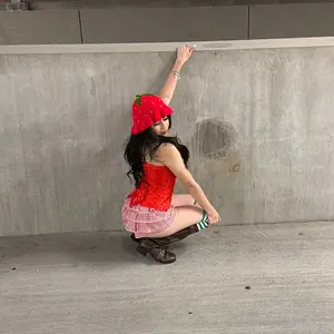 background preload poster image 