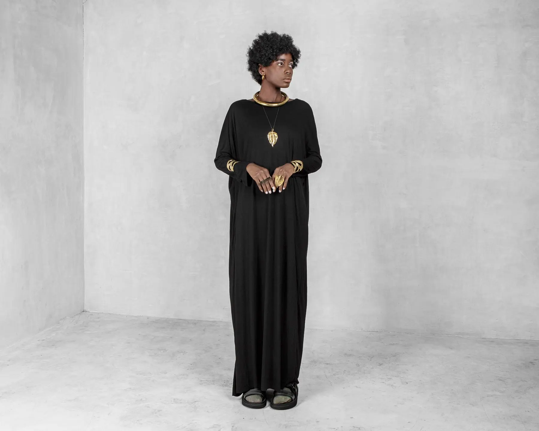 Kara Maxi Long Sleeve Black Bamboo Jersey