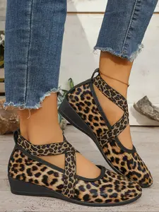 Elegant Women's High Heel Wedge Shoes, Spring & Fall New Style Slip-On Nurse Shoes, Korean Casual Rhinestone Design, Comfortable Single Shoe