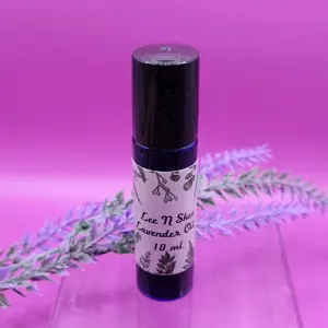 Hand Made Organic Essential Lavender Oil.  Soothes & calms the senses, is proven to help with symptoms of insomnia, excema, joint aches & pains. Can also be used to hydrate skin, scalp & hair. Used in aromatherapy & helps with mental & physical stress.