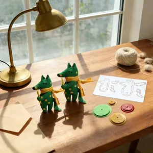 Fox Patchwork Template with 4 Picture Pinholes | Say Goodbye to the Frustration of "Cloth Cutting", Precise Non-Shift Cutting, High Efficiency, Cream Color