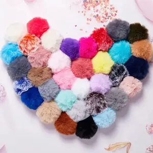 Small Pom Pom Keychain - Soft Faux Fur Accessory for Keys or Bag - Trendy & Stylish