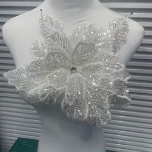 Clothing Accessories, Embroidery Flowers, Handmade Glass Beads, Lace Floral Decorations, DIY Materials for Dresses and Wedding Gowns