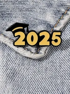 2025 Graduation Season Enamel Brooch Pin, Graduation Themed Zinc Alloy Brooch, Fashion Accessories for Women & Men, Perfect for Denim Jackets & Bags