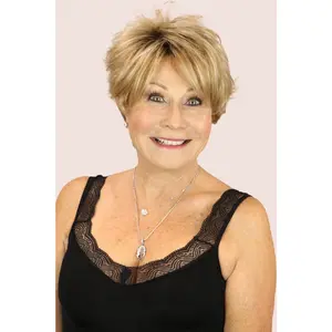 Cristi  w/ Roots (short wig)