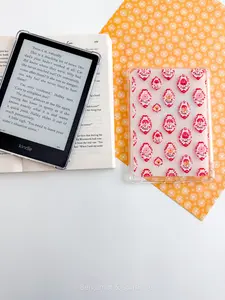 Rosette Kindle Case
