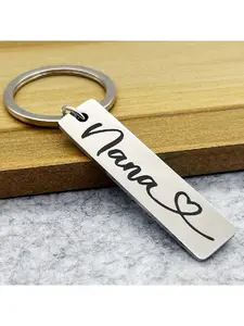 Stainless Steel Nana Laser Keychain, Perfect Gift for Grandma, Durable and Waterproof, Inspirational Key Ring, Fashionable Accessory