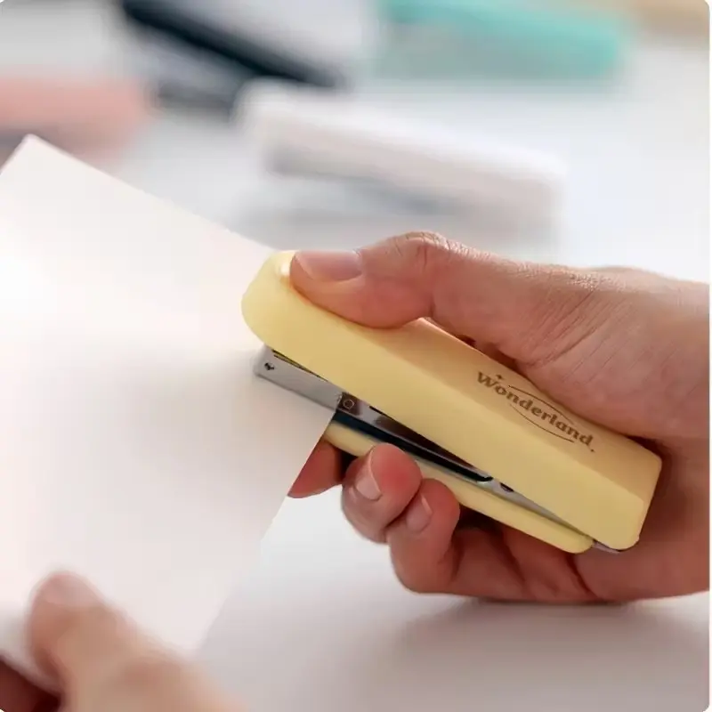 Morandi Color Durable Abs Mini Stapler, Desktop Stapler with 1000 Staples, Effortless Stapling, Compatible with No. 10 Staples, Portable Design, Office Accessories