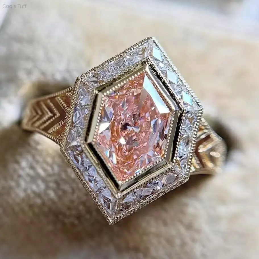 Women's Eco-ly Alloy Gold-Plated Ring, Minimalist Ins Ste Smooth Slim Band with Pink Zircon, Fashion Costume Jewelry for Dating, Party Wear