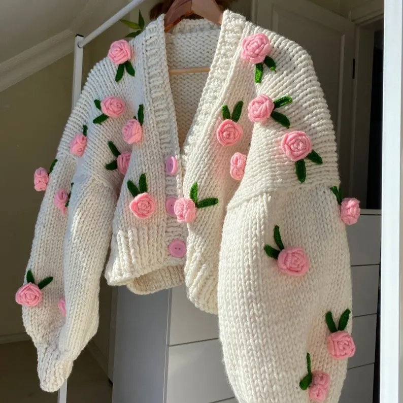 Leilayca Pink Roses Cardigan , Chunky Cropped Cardigan For Woman