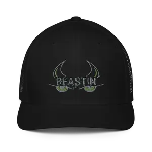 Closed-back trucker cap