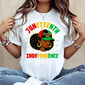 Women's Short-Sleeve Juneteenth 1865 Print T-Shirt, Colorful Afro Black Woman & Cap Design, Breathable Comfortable 100% Cotton Fabric, Crew Neck Casual All-Season Wear for Leisure