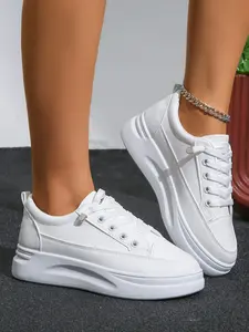 Spring New Low-Top Sneakers Soft Sole Comfortable Casual Leather Shoes 2026 Vintage British Style Thick Bottom Height Increase Fashion