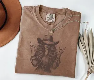 Comfort Colors Cowgirl T-Shirt – Vintage Western Woman Graphic, Blue Jean Tee, Country Rebel Style, Cowboy Hat Aesthetic, Unisex Casual Streetwear Gift - TimothyQQQ