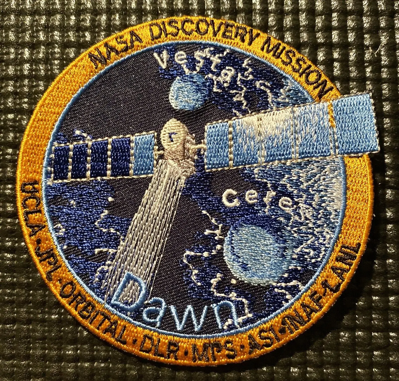 NASA JPL DAWN DISCOVERY MISSION - VESTA - CERES - UCLA - SPACE PATCH - 3.5"
