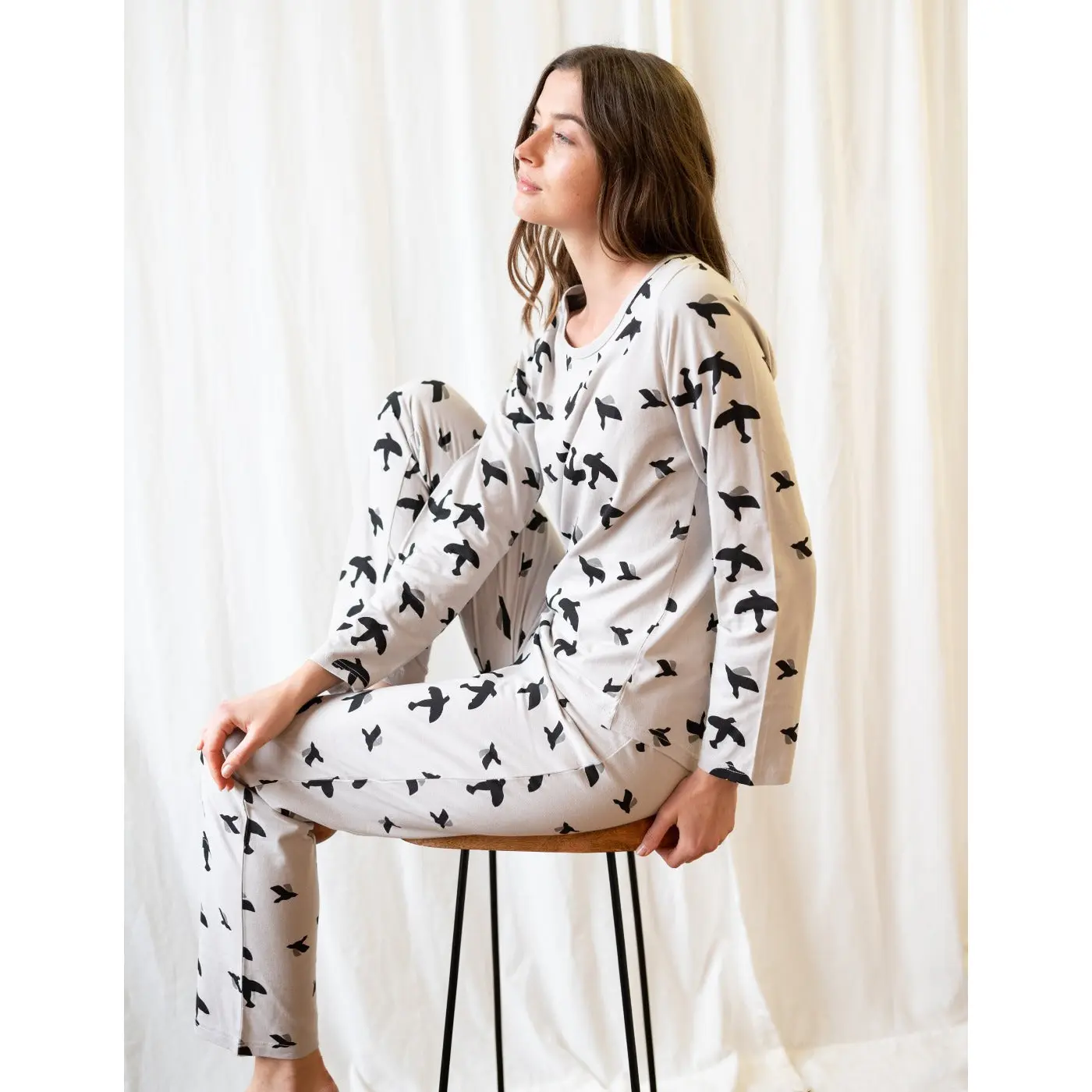 Womens 2pc Cotton Loose Fit Gray & Black Bird Pajamas