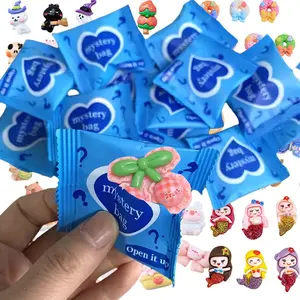 50pcs Mini Resin Animal Figurines, Cute Cartoon Figurine, Random Send DIY Craft Materials, Home Decor, Office Desk Ornaments, Cute Desktop Decoration, Wedding Party Supplies