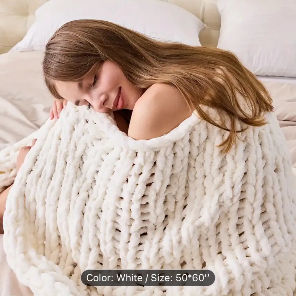Cozy Hand-Knitted Chenille Blanket - Soft and Warm Throw for Couch and Bed in Mixed Colors