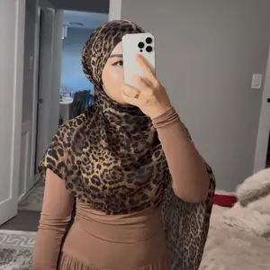 Women Fashion Bohemian Leopard Painting Navy Blue Marble Print Veil Hijab, Casual Street Wear Hijab For Daily Use, Autumn Headband Headscarf For Muslim