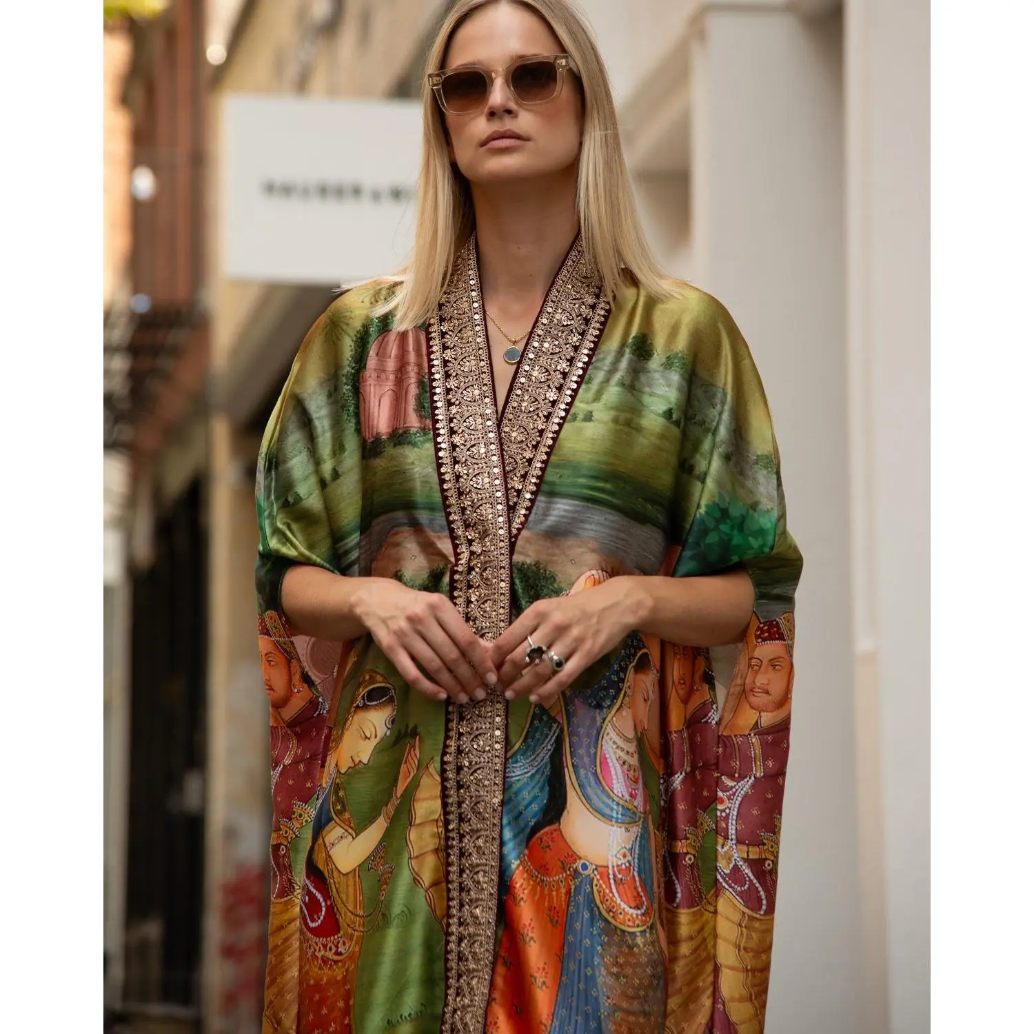 Mumtaz Mughal Kimono Silk Womenswear