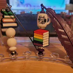 Bookmarks - Colorful Bookmark with Colorful Beads, Decorative Design, Ideal for Book Lovers